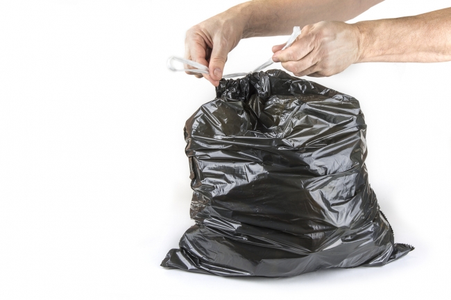 181002-waste-bags-1.jpg