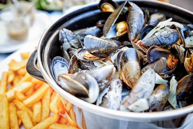 moules-frites-marinieres.jpg